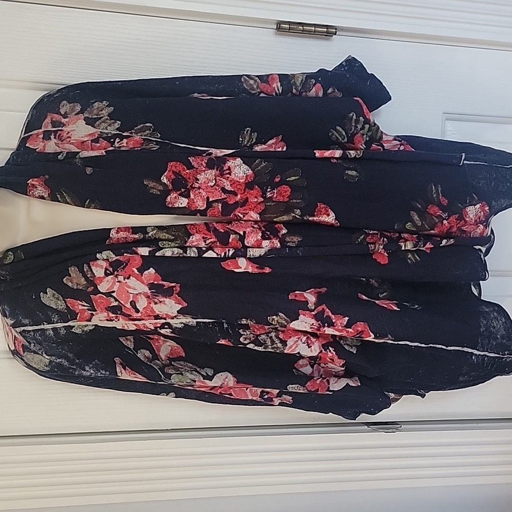 Anthro 🌹Knitted & Knotted Cardigan floral light weight sweater anthropologie M